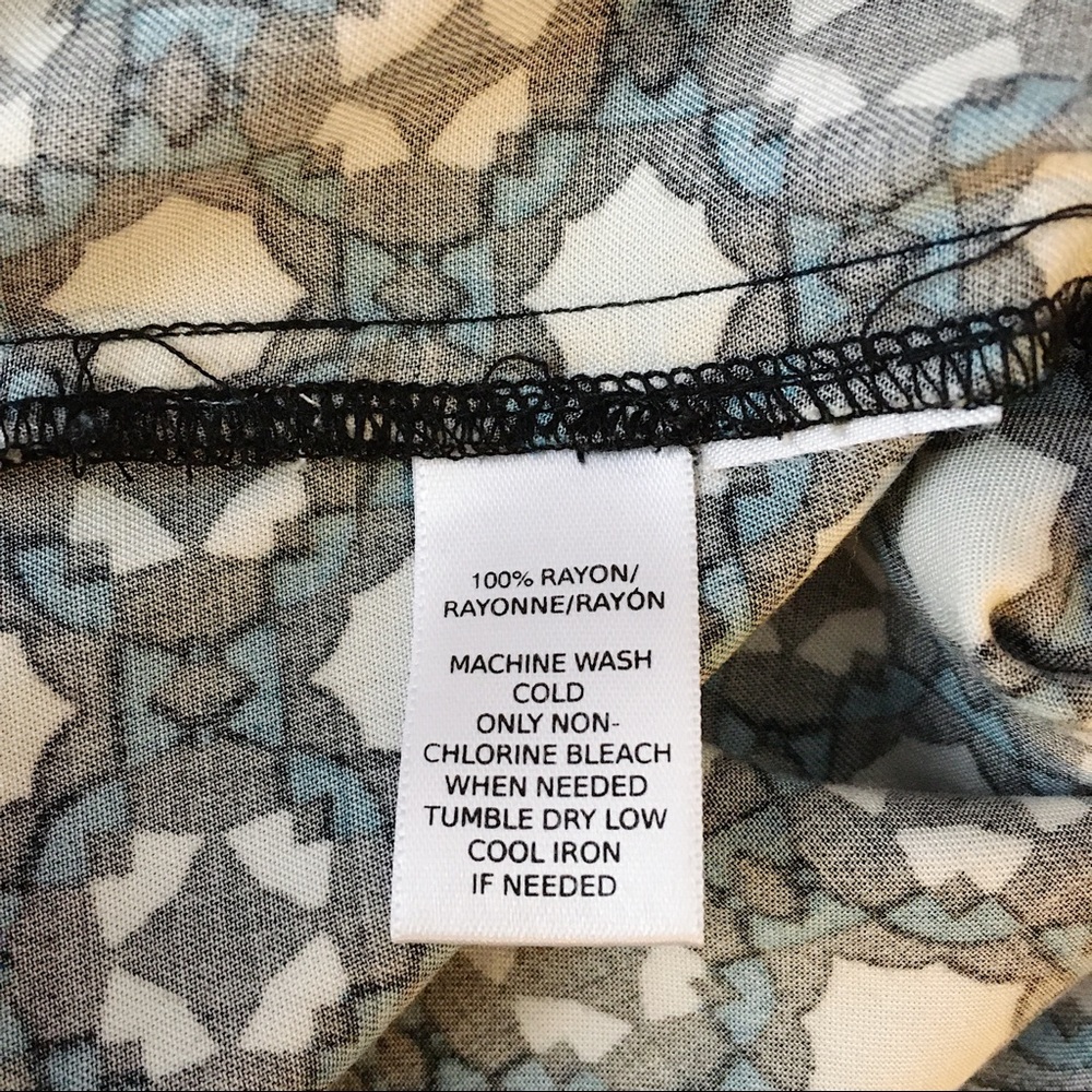 LOFT Patterned Dress - Picture 9 of 9